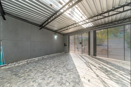 Casa para alugar com 298m², 3 quartos e 4 vagas Casa para alugar com 298m², 3 quartos e 4 vagasGaragem