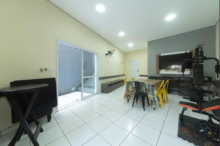 Casa para alugar com 298m², 3 quartos e 4 vagas Casa para alugar com 298m², 3 quartos e 4 vagasArea Gourmet