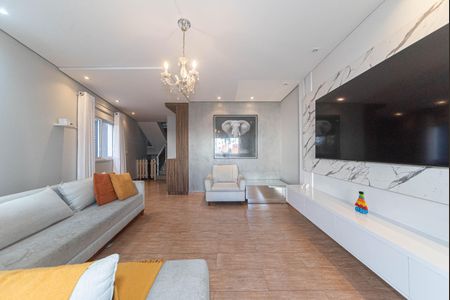 Casa para alugar com 298m², 3 quartos e 4 vagas Casa para alugar com 298m², 3 quartos e 4 vagasSala