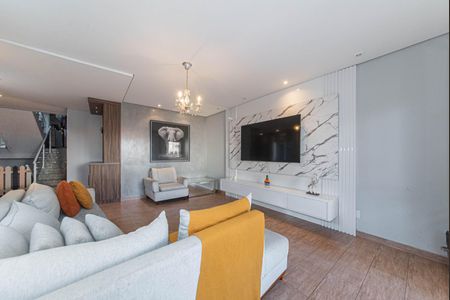 Casa para alugar com 298m², 3 quartos e 4 vagas Casa para alugar com 298m², 3 quartos e 4 vagasSala