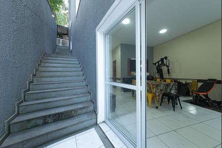 Casa para alugar com 298m², 3 quartos e 4 vagas Casa para alugar com 298m², 3 quartos e 4 vagasQuintal