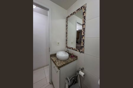 Apartamento para alugar com 50m², 2 quartos e 1 vaga Apartamento para alugar com 50m², 2 quartos e 1 vagaBanheiro Social