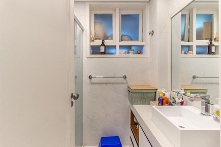 Apartamento para alugar com 158m², 3 quartos e 2 vagas Apartamento para alugar com 158m², 3 quartos e 2 vagasBanheiro 2