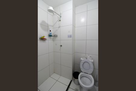 Banheiro de apartamento para alugar com 2 quartos, 37m² em Jaguaré, São Paulo