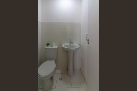 Apartamento à venda com 35m², 2 quartos e sem vaga Apartamento à venda com 35m², 2 quartos e sem vagaBanheiro