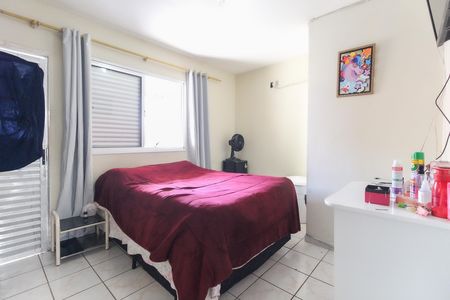 Casa de condomínio à venda com 64m², 2 quartos e 2 vagasQuarto 2
