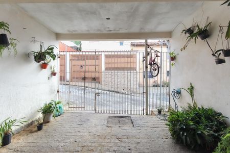 Casa de condomínio à venda com 64m², 2 quartos e 2 vagasGaragem