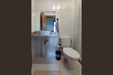 Apartamento à venda com 63m², 2 quartos e 1 vaga Apartamento à venda com 63m², 2 quartos e 1 vagaBanheiro Social