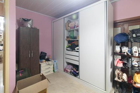 Casa à venda com 240m², 4 quartos e 4 vagas