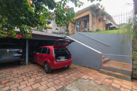 Casa à venda com 4 quartos, 240m² em Vila Nova, Porto Alegre
