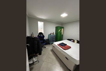 Casa à venda com 100m², 3 quartos e 2 vagas Casa à venda com 100m², 3 quartos e 2 vagasQuarto