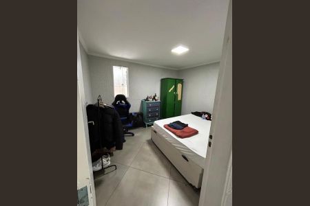 Casa à venda com 100m², 3 quartos e 2 vagas Casa à venda com 100m², 3 quartos e 2 vagasQuarto
