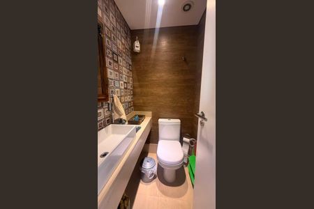 Apartamento para alugar com 151m², 3 quartos e 3 vagas Apartamento para alugar com 151m², 3 quartos e 3 vagasBanheiro