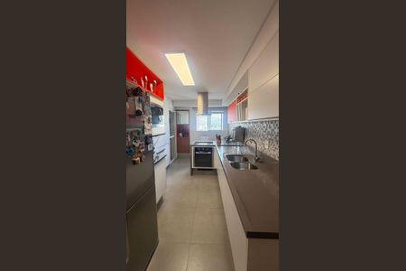 Apartamento para alugar com 151m², 3 quartos e 3 vagas Apartamento para alugar com 151m², 3 quartos e 3 vagasCozinha