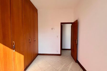 Quarto 1 de apartamento para alugar com 3 quartos, 80m² em Copacabana, Rio de Janeiro