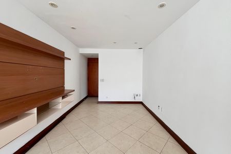 Apartamento para alugar com 80m², 3 quartos e 1 vaga Apartamento para alugar com 80m², 3 quartos e 1 vagaSala