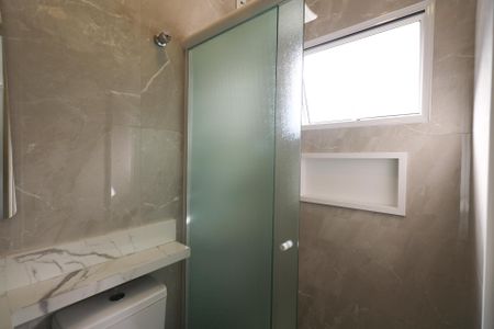 Apartamento para alugar com 104m², 2 quartos e sem vagaBanheiro
