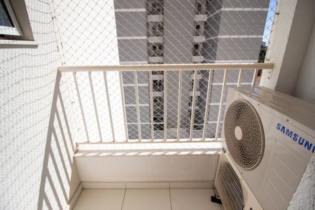 Apartamento para alugar com 72m², 2 quartos e 2 vagas Apartamento para alugar com 72m², 2 quartos e 2 vagasVaranda tecnica