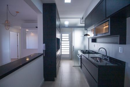 Apartamento para alugar com 72m², 2 quartos e 2 vagas Apartamento para alugar com 72m², 2 quartos e 2 vagasCozinha