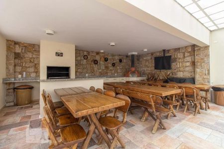 Apartamento à venda com 160m², 3 quartos e 3 vagas Apartamento à venda com 160m², 3 quartos e 3 vagasÁrea comum - Churrasqueira