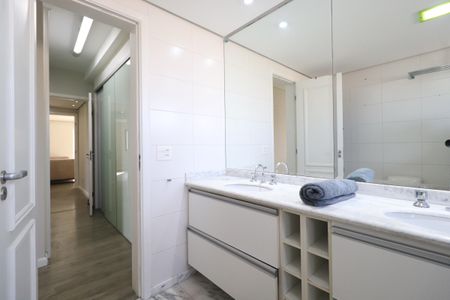 Apartamento à venda com 160m², 3 quartos e 3 vagasBanheiro da Suíte 3
