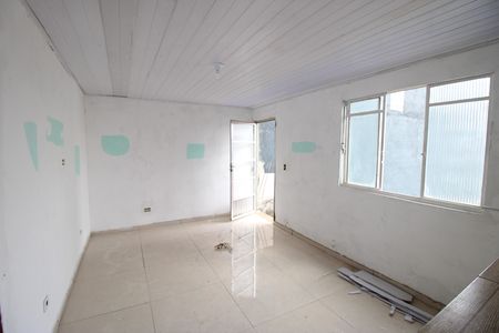 Casa para alugar com 80m², 2 quartos e 1 vagaSala / Cozinha