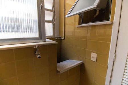 Apartamento para alugar com 100m², 2 quartos e 1 vaga Apartamento para alugar com 100m², 2 quartos e 1 vagaÁrea de Serviço