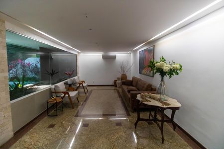 Apartamento para alugar com 100m², 2 quartos e 1 vaga Apartamento para alugar com 100m², 2 quartos e 1 vagaPortaria