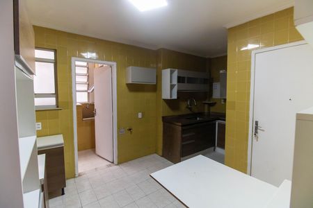 Apartamento para alugar com 100m², 2 quartos e 1 vaga Apartamento para alugar com 100m², 2 quartos e 1 vagaCozinha