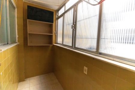 Apartamento para alugar com 100m², 2 quartos e 1 vaga Apartamento para alugar com 100m², 2 quartos e 1 vagaÁrea de Serviço