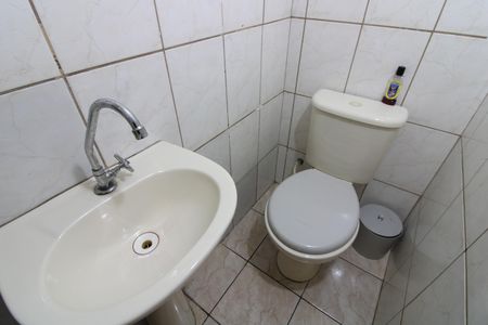 Casa de condomínio à venda com 65m², 2 quartos e 1 vagaLavabo