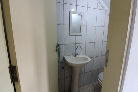 Casa de condomínio à venda com 65m², 2 quartos e 1 vagaLavabo
