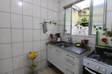 Casa de condomínio à venda com 65m², 2 quartos e 1 vagaCozinha