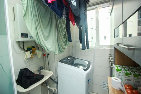 Apartamento à venda com 64m², 2 quartos e 1 vagaÁrea de Serviço
