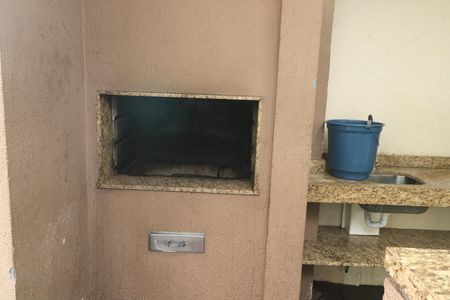 Apartamento à venda com 64m², 2 quartos e 1 vagaChurrasqueira