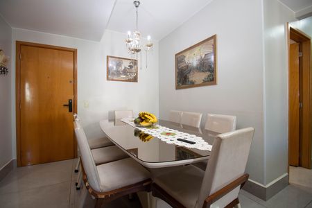 Apartamento à venda com 140m², 3 quartos e 1 vagaSala