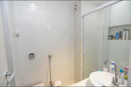 Apartamento para alugar com 69m², 3 quartos e 1 vaga Apartamento para alugar com 69m², 3 quartos e 1 vagaBanheiro da Suíte