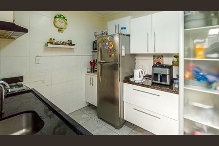 Casa de condomínio à venda com 161m², 3 quartos e 1 vaga Casa de condomínio à venda com 161m², 3 quartos e 1 vagaCozinha