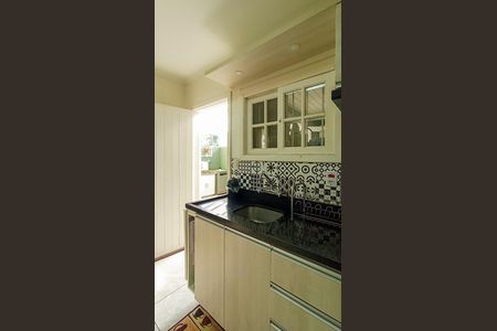 Casa de condomínio à venda com 161m², 3 quartos e 1 vaga Casa de condomínio à venda com 161m², 3 quartos e 1 vagaCozinha
