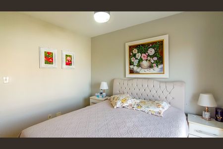 Casa de condomínio à venda com 161m², 3 quartos e 1 vaga Casa de condomínio à venda com 161m², 3 quartos e 1 vagaSuite