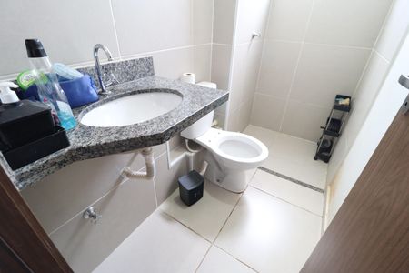 Apartamento para alugar com 60m², 2 quartos e 1 vagaBanheiro Social