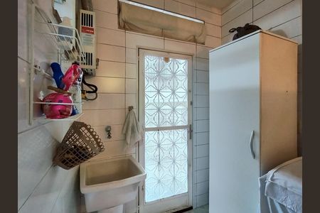 Apartamento para alugar com 52m², 2 quartos e sem vagaÁrea de Serviço