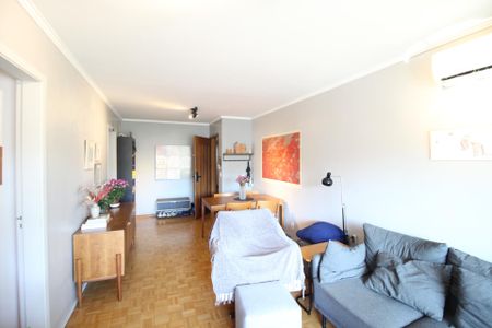 Apartamento à venda com 84m², 2 quartos e sem vagaSala