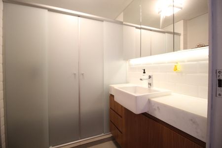 Apartamento à venda com 84m², 2 quartos e sem vagaBanheiro