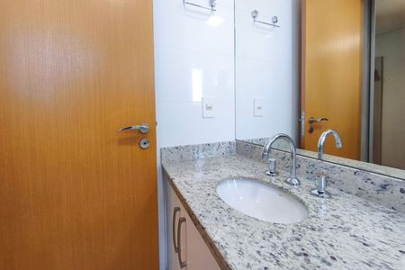 Apartamento para alugar com 90m², 3 quartos e 2 vagas Apartamento para alugar com 90m², 3 quartos e 2 vagasBanheiro Suíte 2