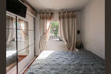 Casa à venda com 270m², 4 quartos e 4 vagas