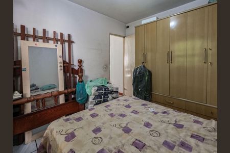 Casa à venda com 270m², 4 quartos e 4 vagas
