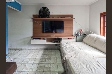 Casa à venda com 270m², 4 quartos e 4 vagas