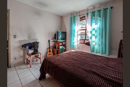 Casa à venda com 270m², 4 quartos e 4 vagas