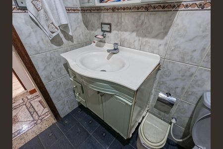Casa à venda com 270m², 4 quartos e 4 vagas